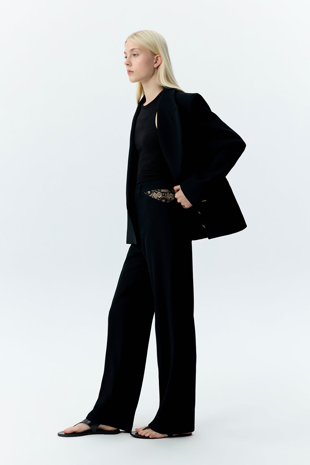 Dantel Detaylı Pantolon